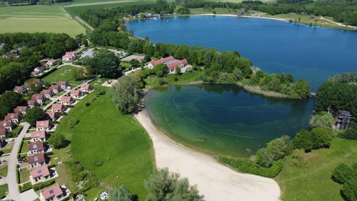 Вілла Recreatiewoning Maas En Waal 92 Евейк Екстер'єр фото